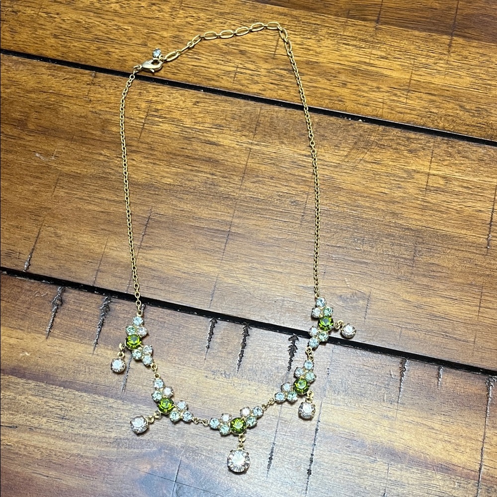 Elegant Gold and Green Necklace